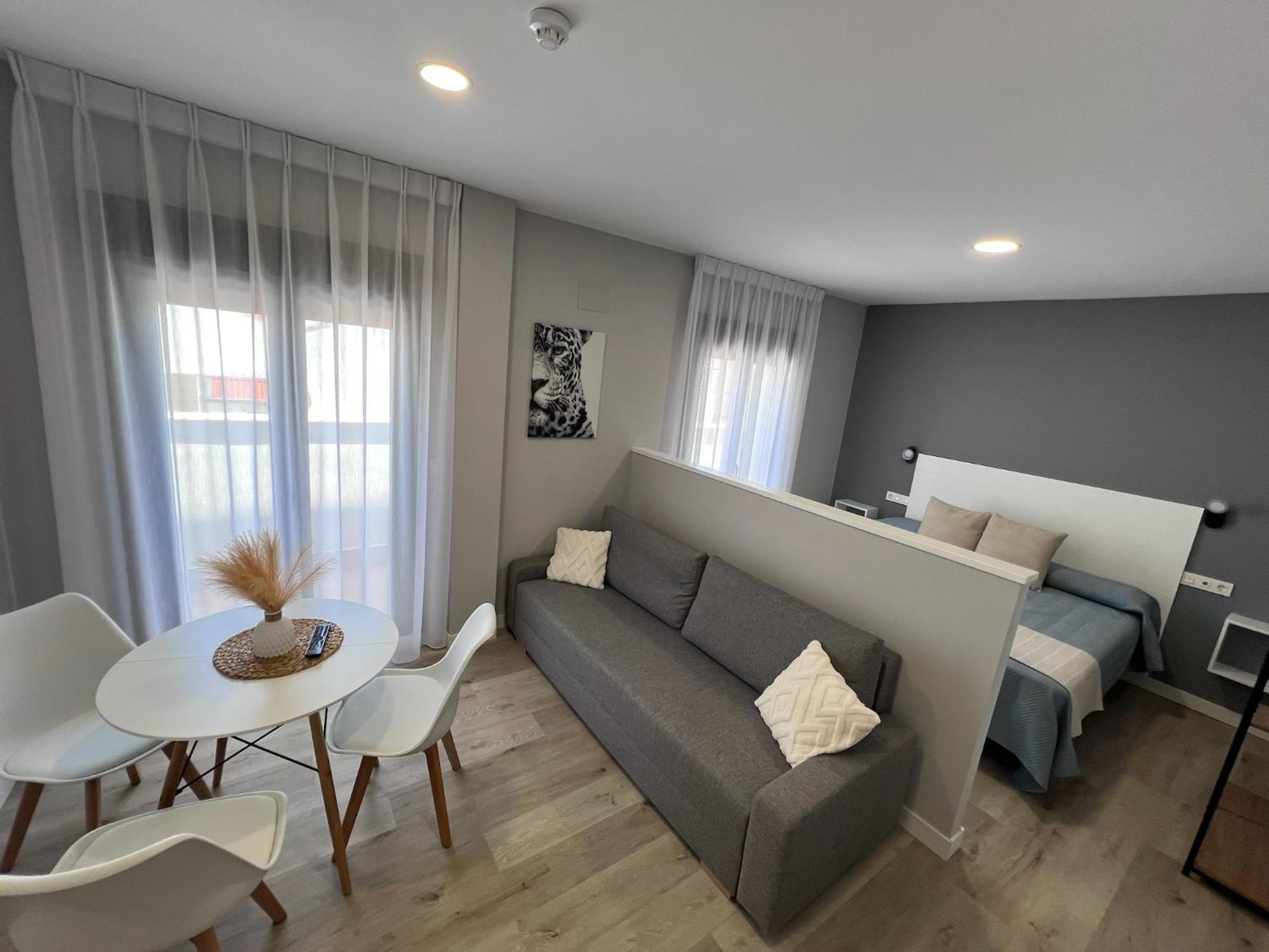 Karibu Serenity Apartamentos 알멘드랄레호 외부 사진